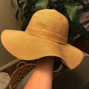 Urban outfitters straw floppy hat